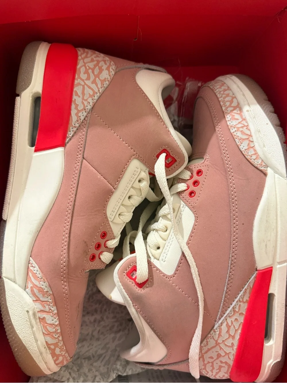 Women’s Jordan 3 retro in pink